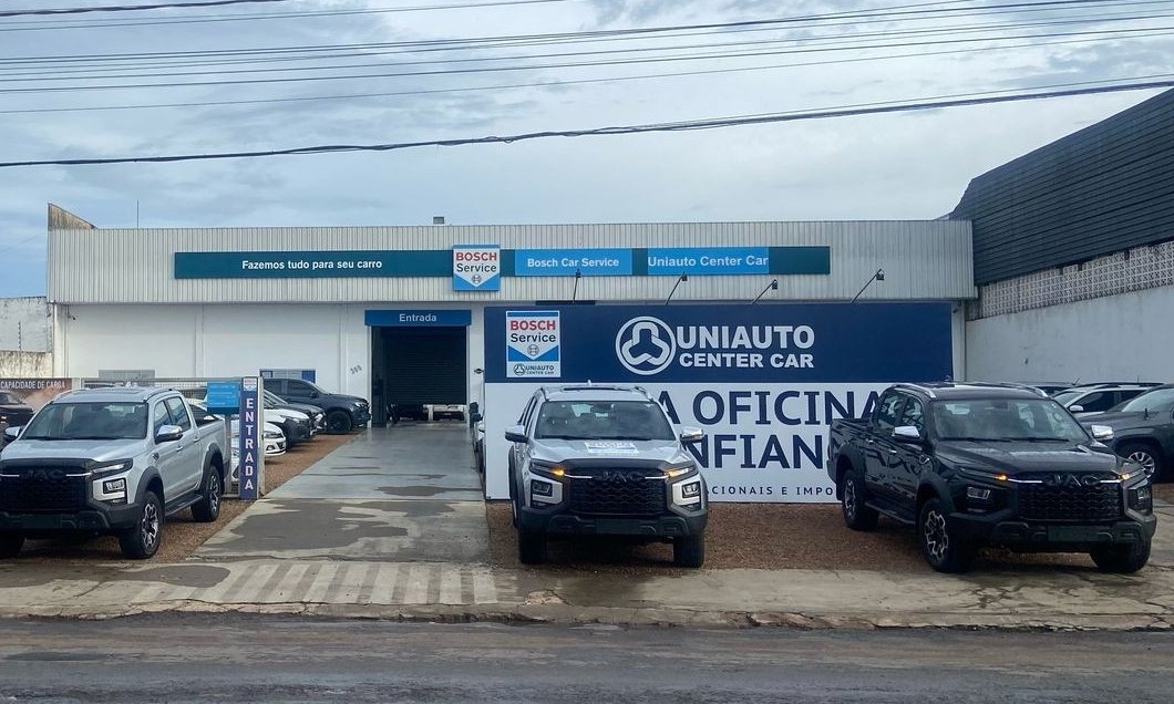 Fachada da Uniauto Center Car, Bosch Car Service