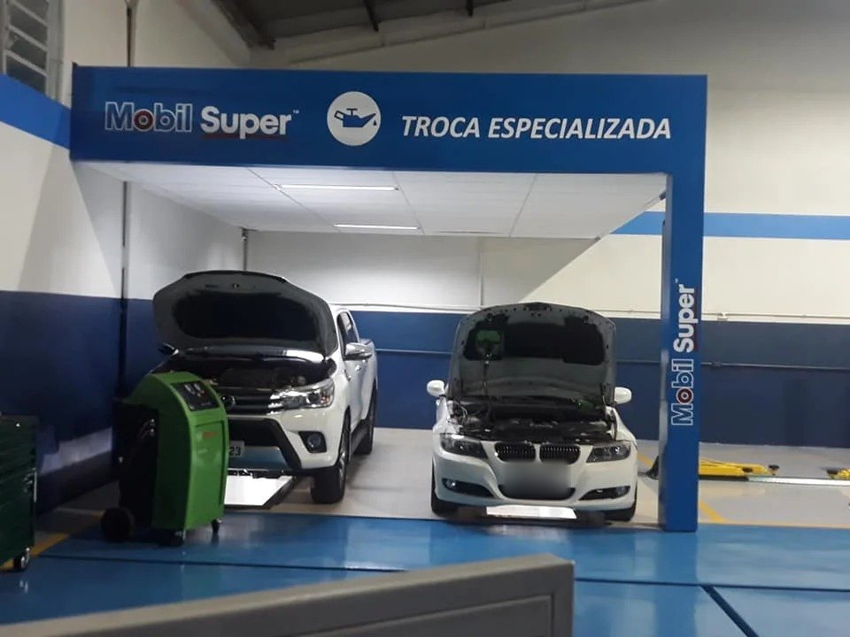 Box de troca de óleo da Uniauto Center Car